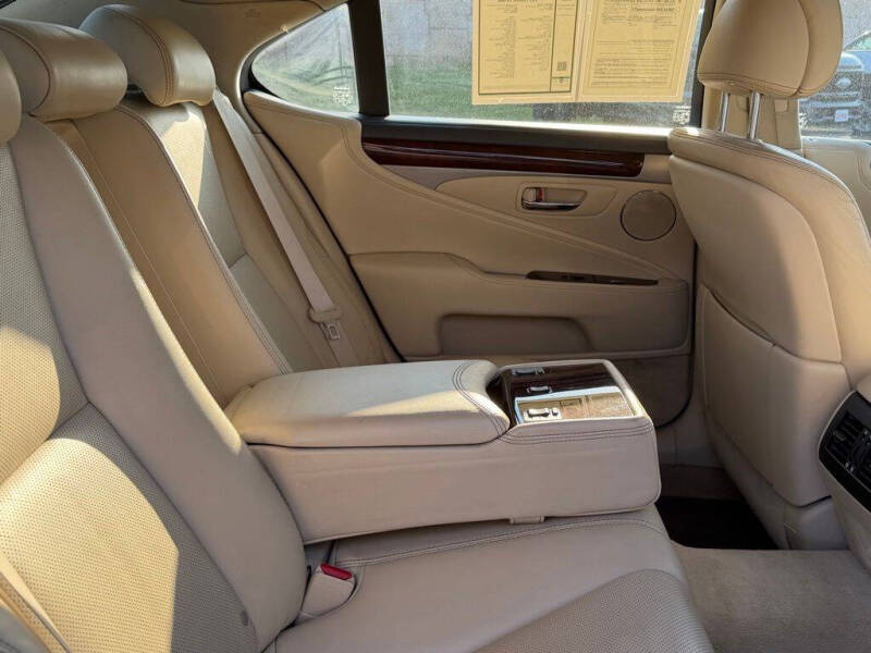 2015 Lexus LS 460
