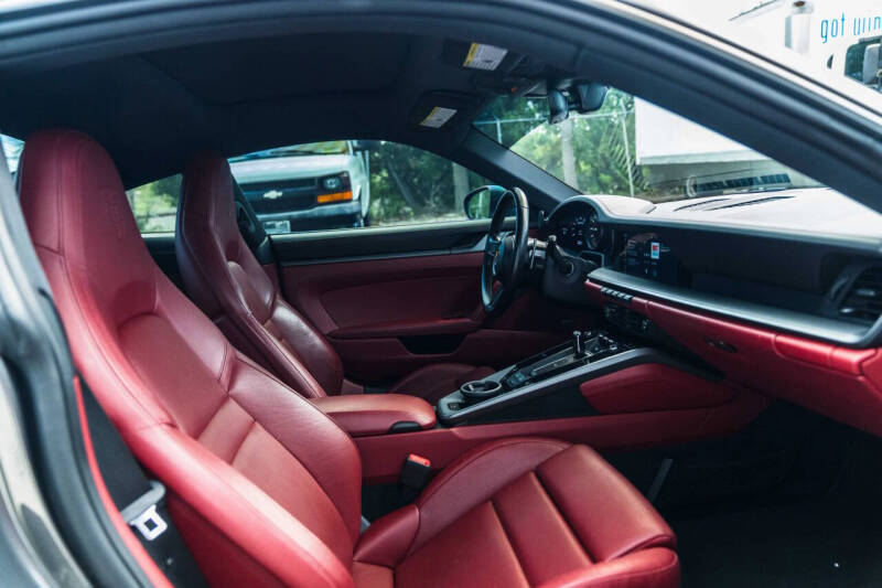 2021 Porsche 911
