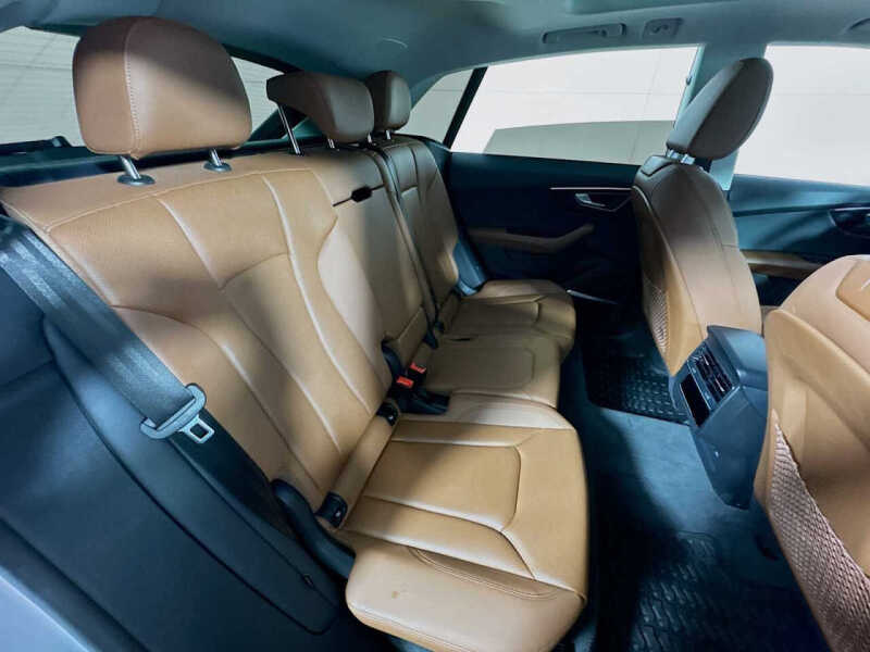 2022 Audi Q8 quattro Premium Plus 55 TFSI