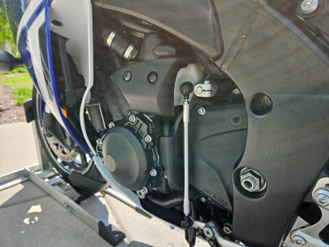 2011 Yamaha YZF-R1