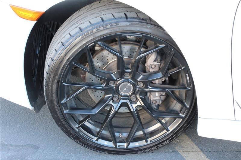 2017 Porsche 911 Carrera