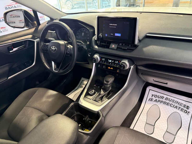 2023 Toyota RAV4 Hybrid XLE