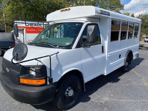 2006 Chevrolet Express for sale at Ndow Automotive Group LLC in Griffin GA