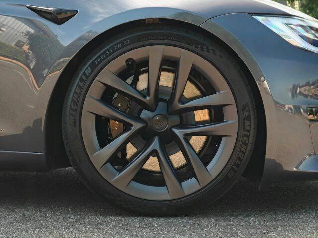 2021 Tesla Model S Plaid