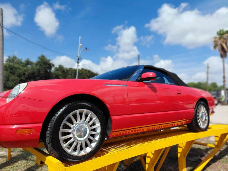 2005 Ford Thunderbird Deluxe