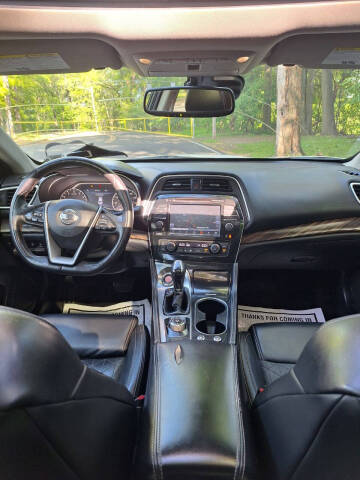 2017 Nissan Maxima Platinum