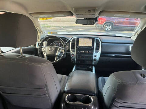 2020 Nissan Titan