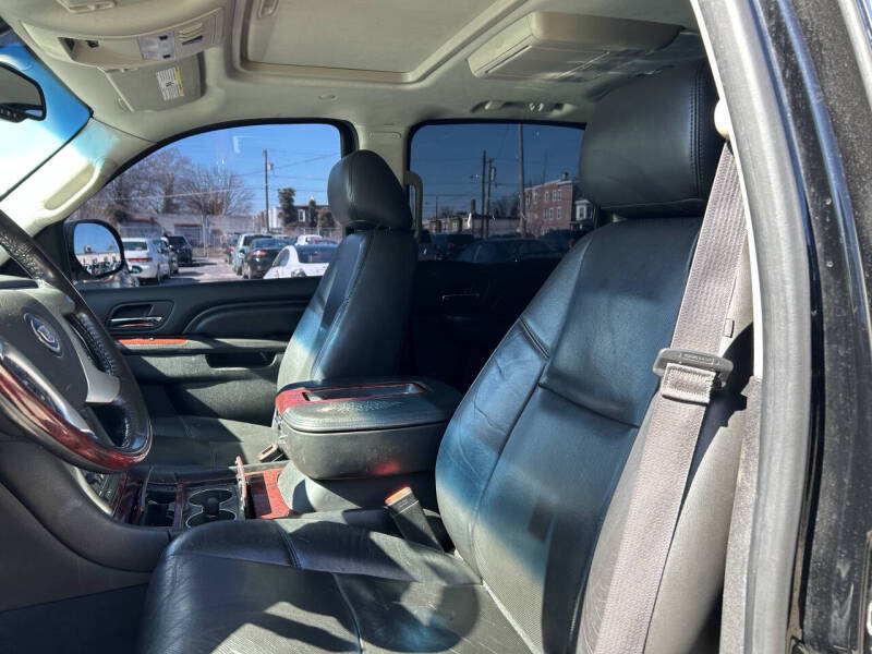 2013 Cadillac Escalade ESV Luxury