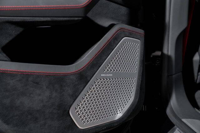2023 Lamborghini Urus Performante