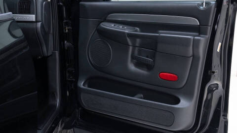 2005 Dodge Ram 1500 SRT-10