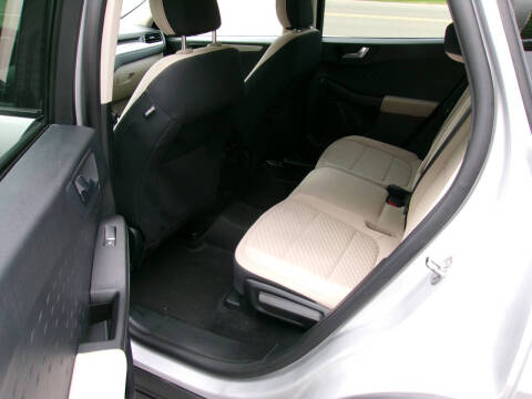 2020 Ford Escape SE