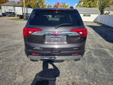 2017 GMC Acadia Denali