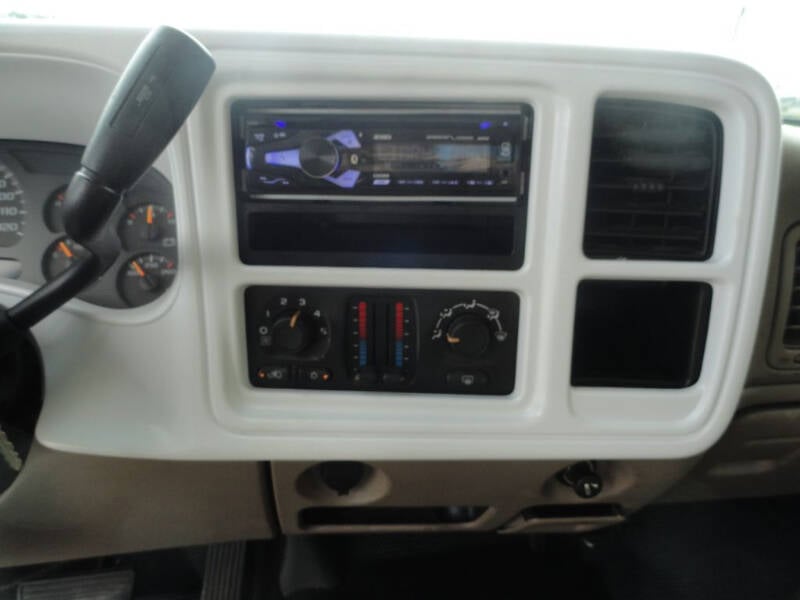 2006 Chevrolet Silverado 1500 LS photo 10