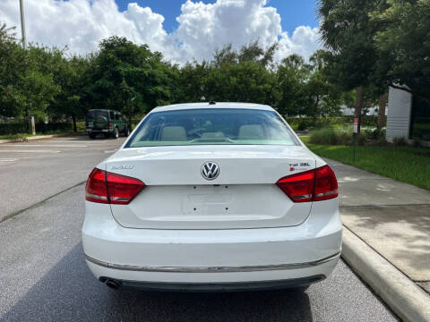 2014 Volkswagen Passat 1.8T SEL Premium PZEV