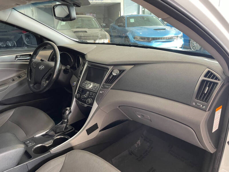 2015 Hyundai Sonata Hybrid