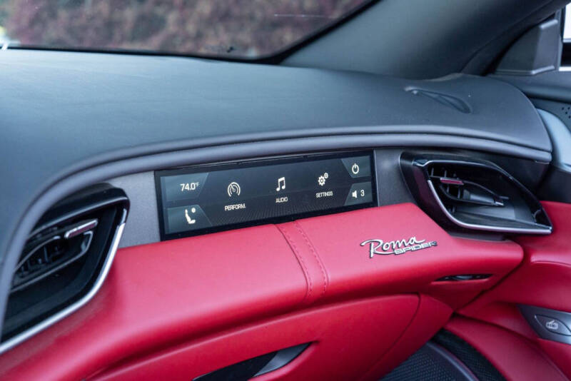 2024 Ferrari Roma Spider