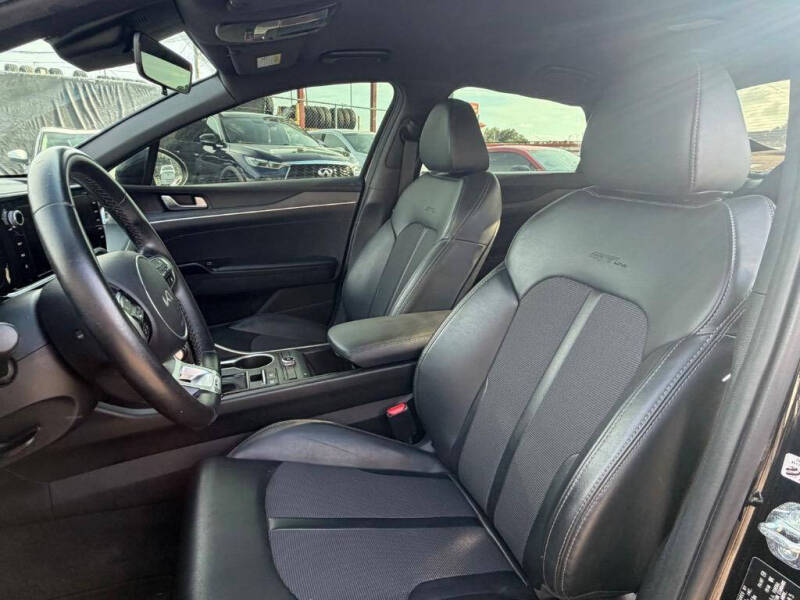 2023 Kia K5