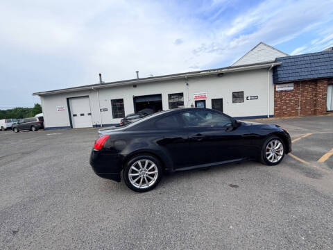 2011 Infiniti G37 Coupe x