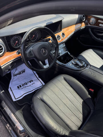 2017 Mercedes-Benz E-Class E 300 4MATIC