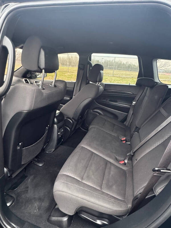 2020 Jeep Grand Cherokee Laredo