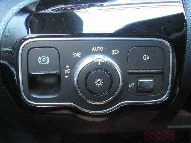 2021 Mercedes-Benz A-Class A 220