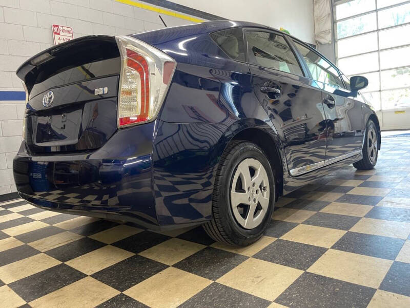 2015 Toyota Prius Three