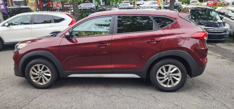 2017 Hyundai Tucson SE AWD's photo