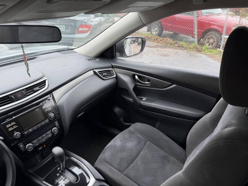 2015 Nissan Rogue SV