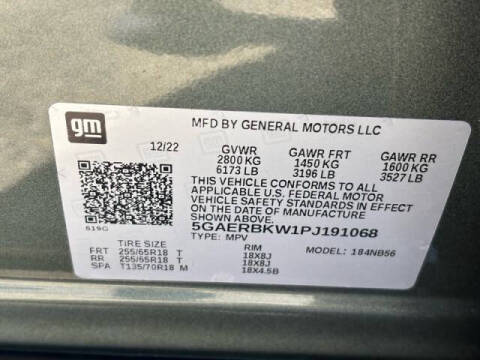 2023 Buick Enclave Essence