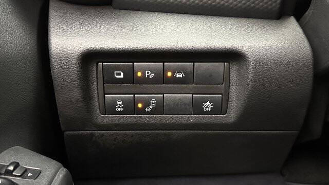 2022 Nissan Kicks S