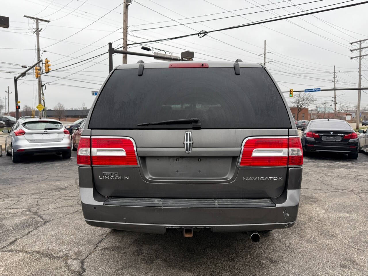 2010 Lincoln Navigator L for sale at AVS AUTO GROUP LLC in CLEVELAND, OH