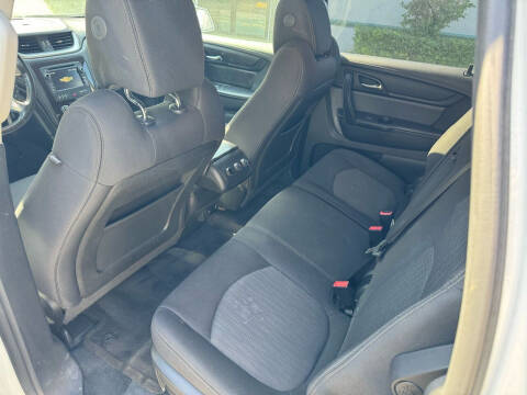 2017 Chevrolet Traverse LT