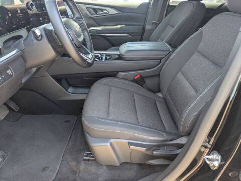 2024 Chevrolet Traverse LS