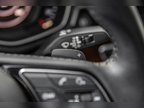 2019 Audi A4 quattro Premium Plus 45 TFSI