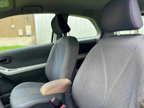 2011 Toyota Yaris
