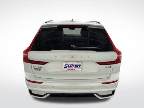 2024 Volvo XC60 B5 Plus Dark Theme