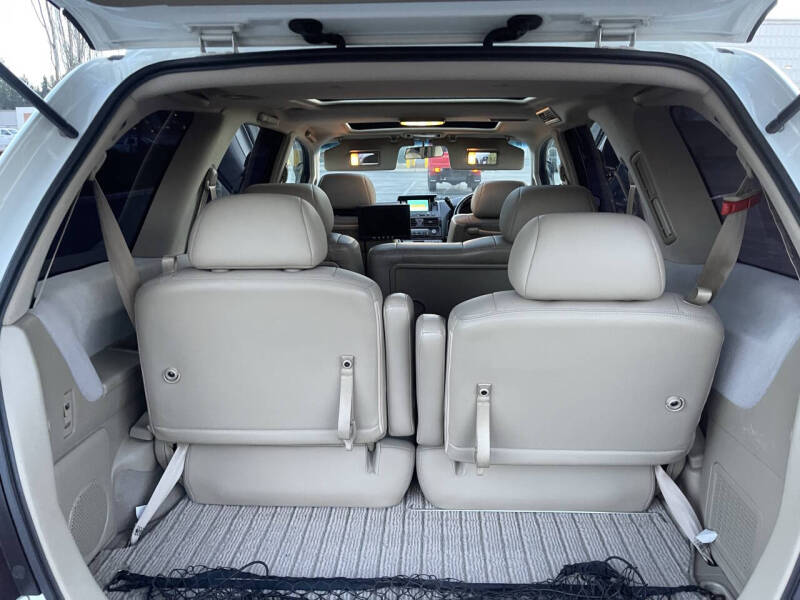 2000 Nissan Presage