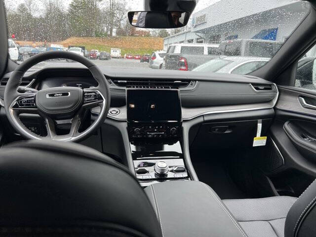 2025 Jeep Grand Cherokee Overland