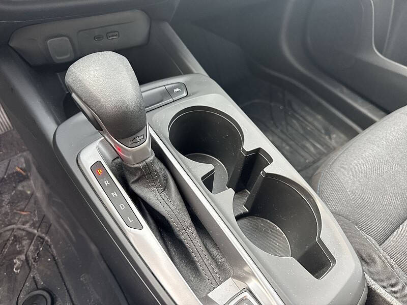 2025 Chevrolet Trax LS