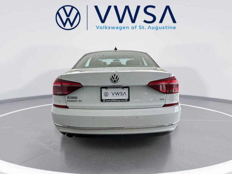 2018 Volkswagen Passat 2.0T SE