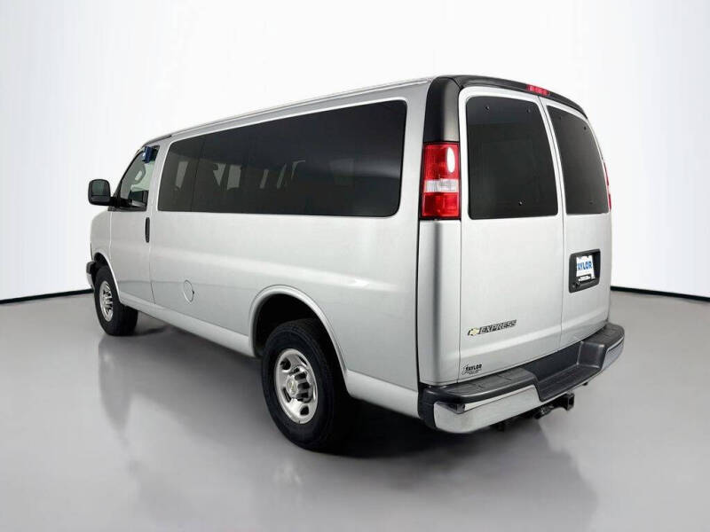 2023 Chevrolet Express LS 2500