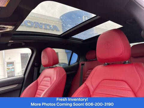 2024 Alfa Romeo Stelvio Veloce