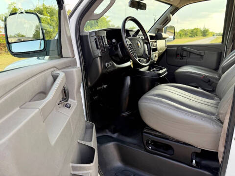 2021 Chevrolet Express 2500