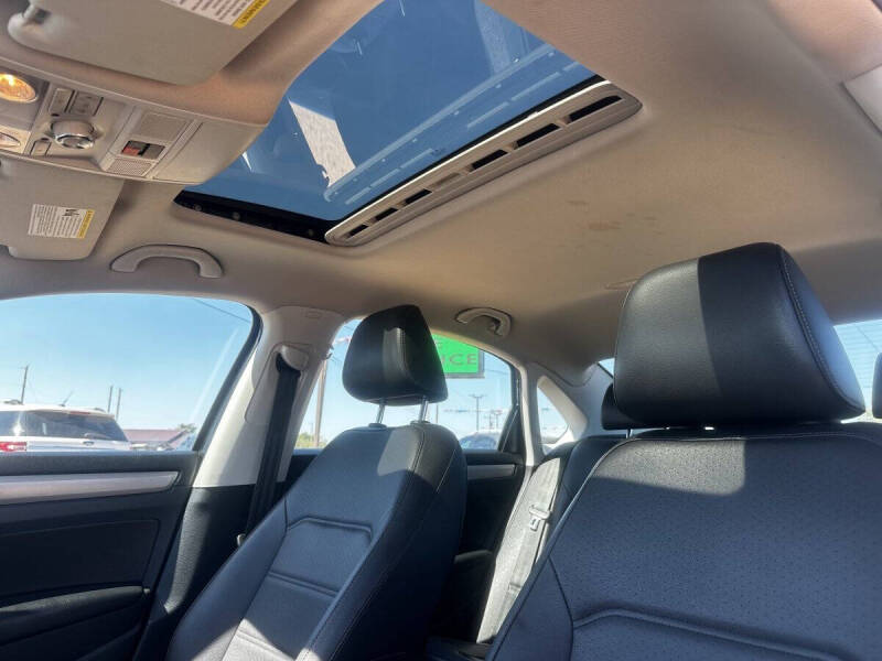 2021 Volkswagen Passat SE