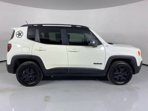 2017 Jeep Renegade Deserthawk