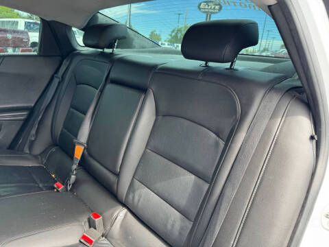 2017 Chevrolet Malibu LT