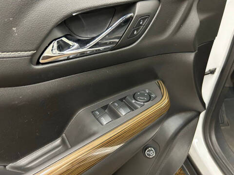 2022 GMC Acadia SLE
