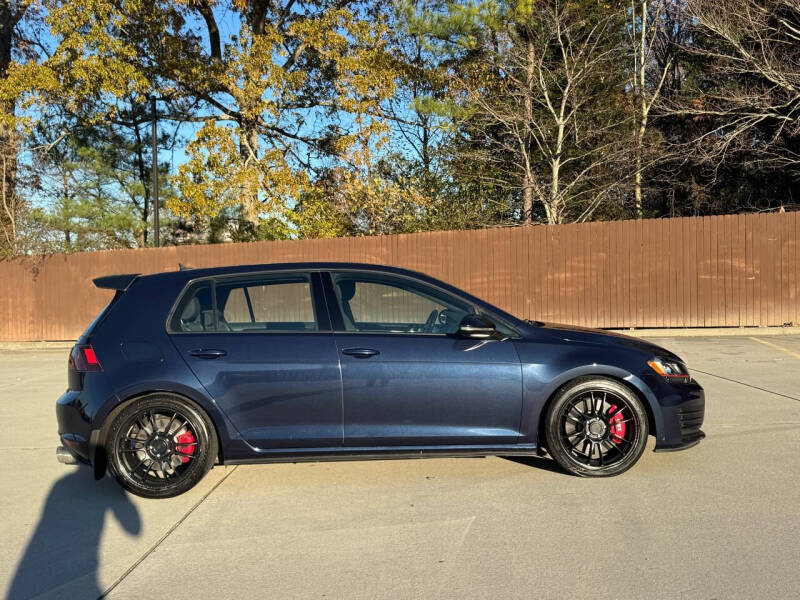 2017 Volkswagen Golf GTI Sport photo 20