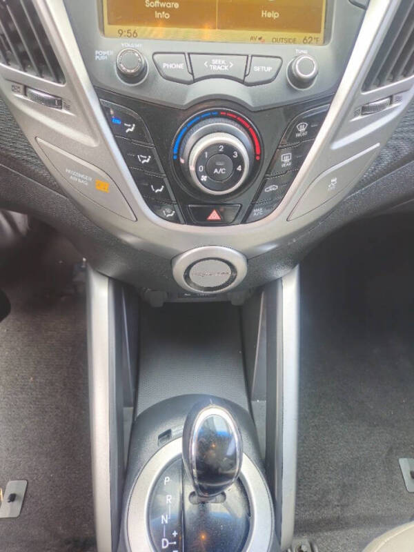 2012 Hyundai Veloster
