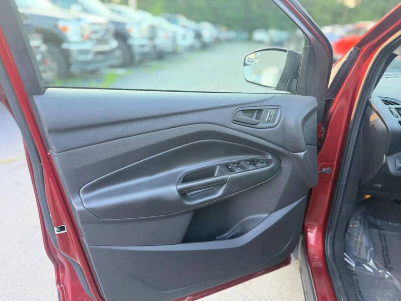 2015 Ford Escape S